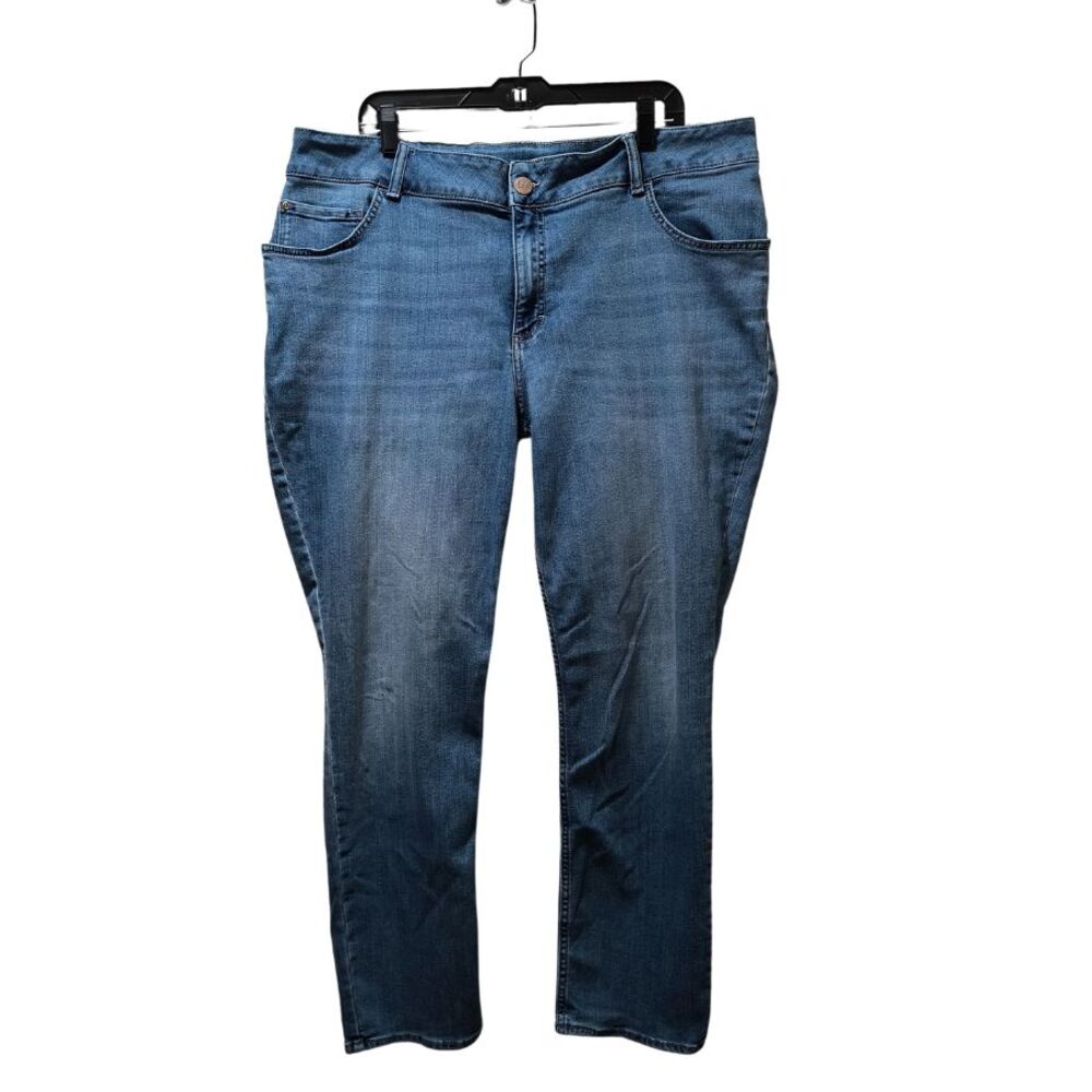 Lee Jeans Women's 22W Blue Regular Fit Straight Leg Mid Rise Stretch Denim 42x30